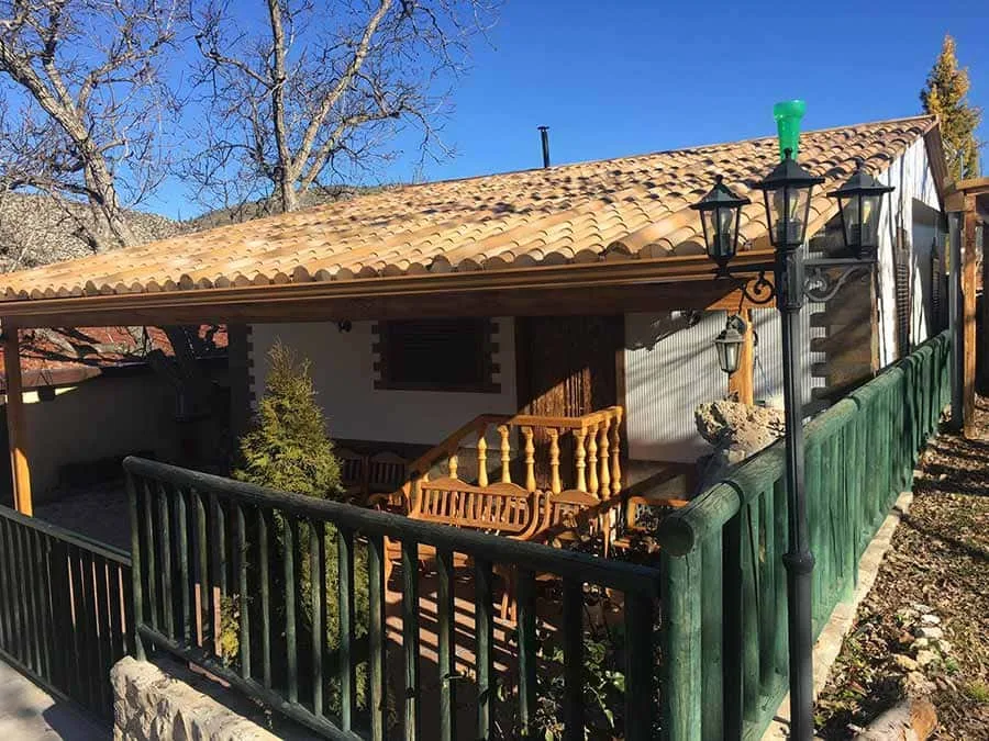 porche-casa-panel-sandwich Porche de casa de panel sándwich