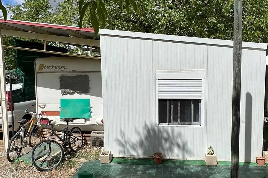 Casetas prefabricadas de panel sándwich para camping