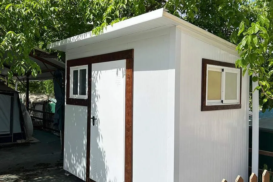 cocinas-prefabricadas-panel-sandwich-camping-01 Cocina prefabricada de panel sándwich para camping