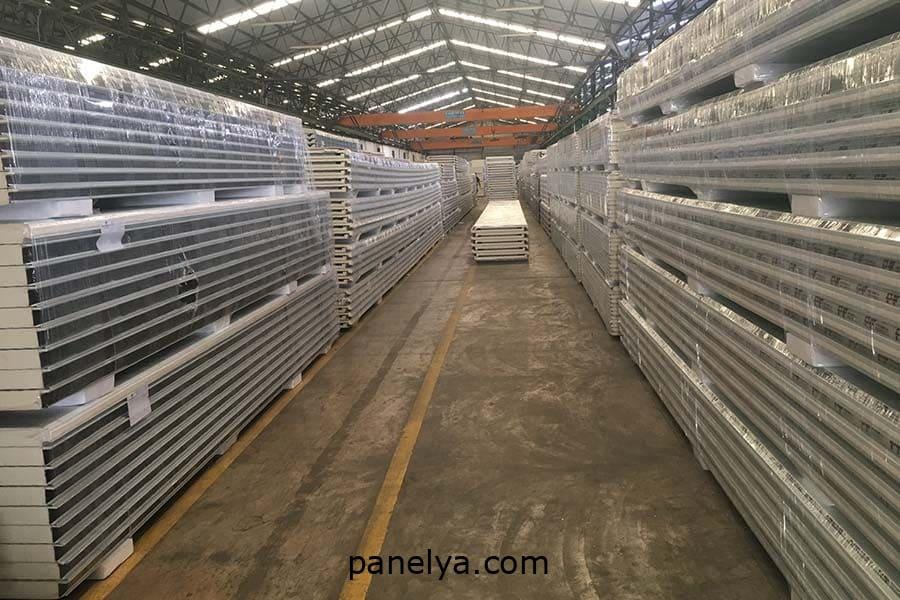 Almacén de la fábrica de panel sándwich de Panelya
